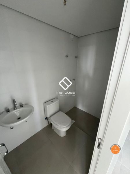 Apartamento com 3 quartos, 1 banheiro e 101m² à venda no bairro Três Vendas, Pelotas