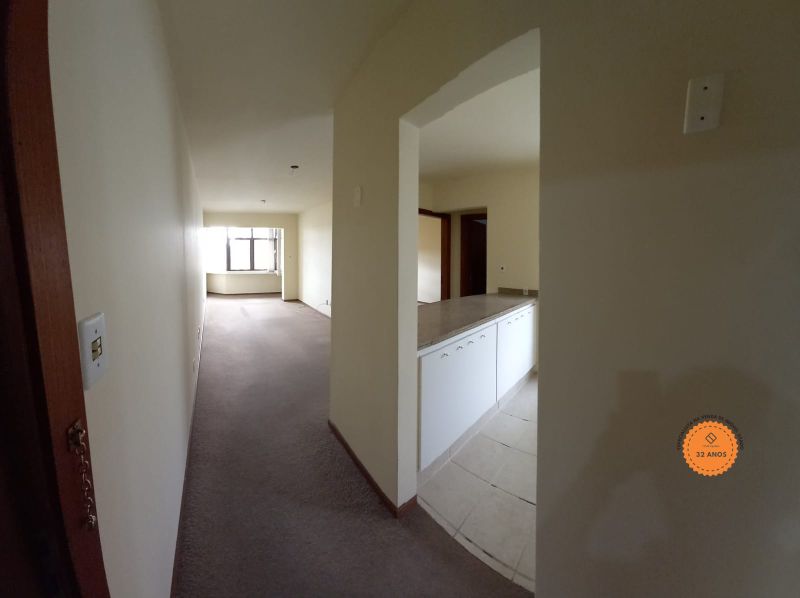 Apartamento com 1 quarto, 1 banheiro e 60m² à venda no bairro Centro, Pelotas