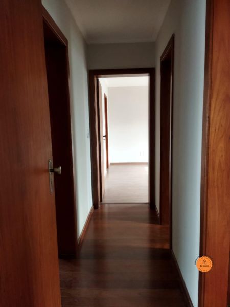 Apartamento com 3 quartos, 2 banheiros e 194m² à venda no bairro Centro, Pelotas
