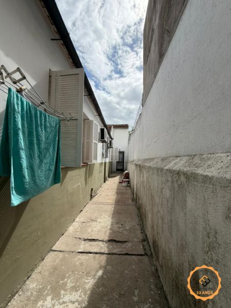 Casa com 3 quartos, 3 banheiros e 180m² à venda no bairro Centro, Pelotas