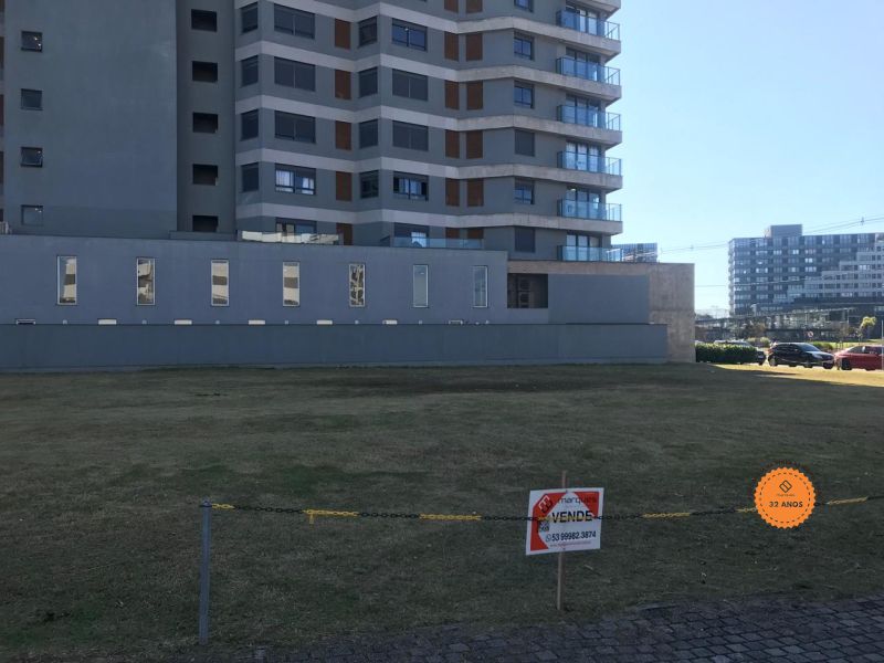 Terreno à venda no bairro São Gonçalo, Pelotas