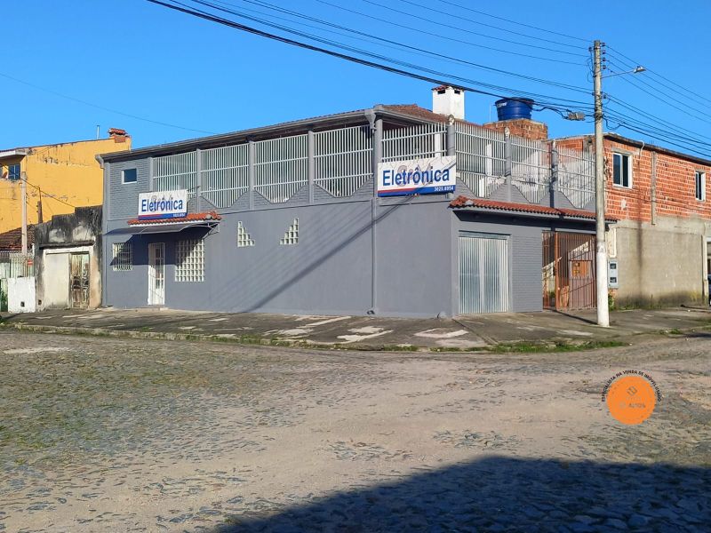 Casa com 3 quartos, 2 banheiros e 190m² à venda no bairro Areal, Pelotas