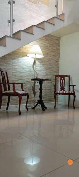 Casa com 3 quartos, 2 banheiros e 190m² à venda no bairro Areal, Pelotas