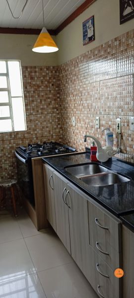 Casa com 3 quartos, 2 banheiros e 190m² à venda no bairro Areal, Pelotas