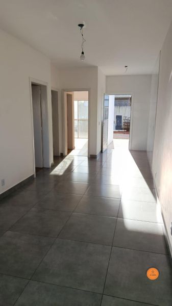 Casa com 2 quartos, 1 banheiro e 72m² à venda no bairro Três Vendas, Pelotas