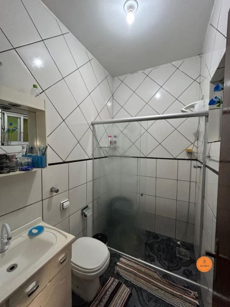 Casa com 3 quartos, 2 banheiros e 162m² à venda no bairro Areal, Pelotas