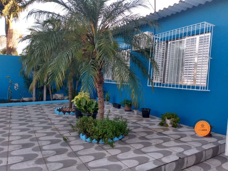 Casa com 2 quartos, 2 banheiros e 56m² à venda no bairro Areal, Pelotas