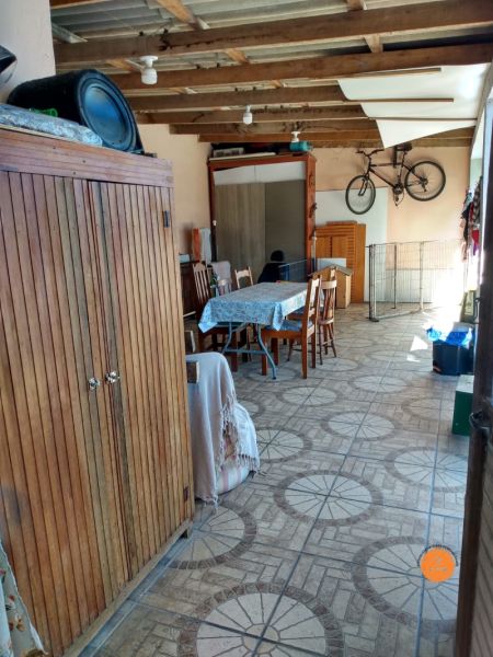 Casa com 2 quartos, 2 banheiros e 56m² à venda no bairro Areal, Pelotas