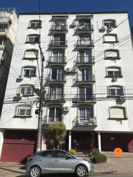 Apartamento com 3 quartos, 2 banheiros e 148m² à venda no bairro Centro, Pelotas