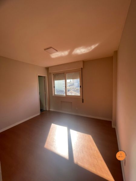 Apartamento com 3 quartos, 2 banheiros e 148m² à venda no bairro Centro, Pelotas