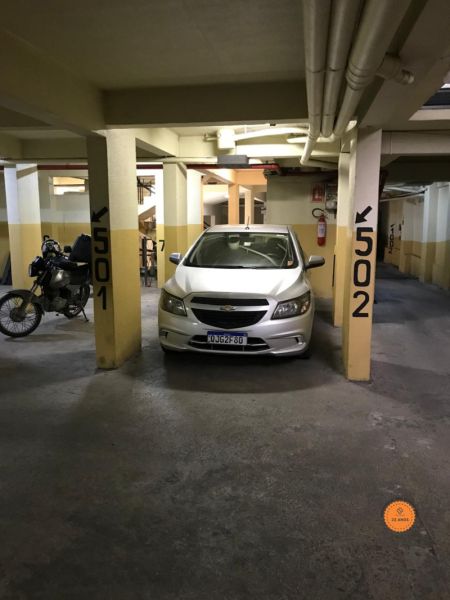 Apartamento com 3 quartos, 2 banheiros e 142m² à venda no bairro Centro, Pelotas