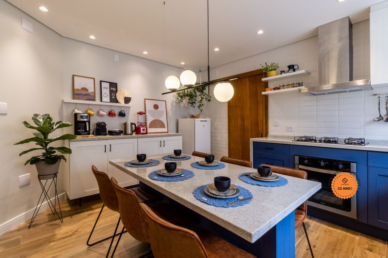 Casa com 3 quartos, 2 banheiros e 315m² à venda no bairro Areal, Pelotas