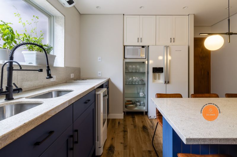 Casa com 3 quartos, 2 banheiros e 315m² à venda no bairro Areal, Pelotas
