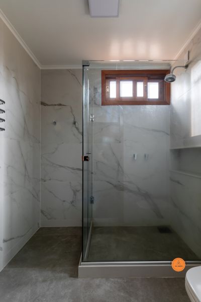 Casa com 3 quartos, 2 banheiros e 315m² à venda no bairro Areal, Pelotas