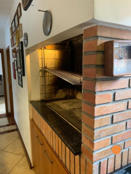 Casa com 3 quartos, 2 banheiros e 315m² à venda no bairro Areal, Pelotas