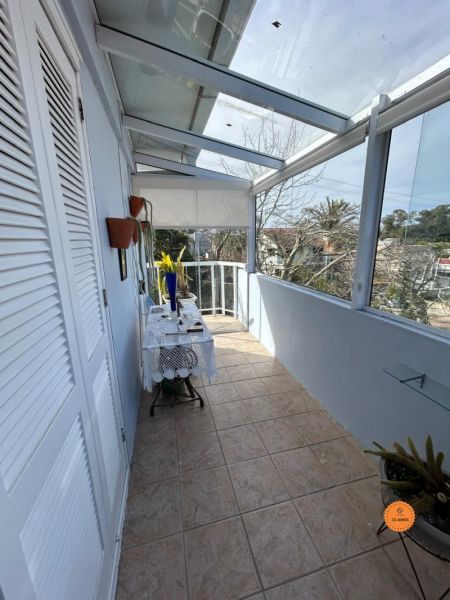 Casa com 4 quartos, 4 banheiros e 376m² à venda no bairro Laranjal, Pelotas