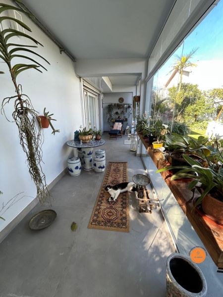 Casa com 4 quartos, 4 banheiros e 376m² à venda no bairro Laranjal, Pelotas