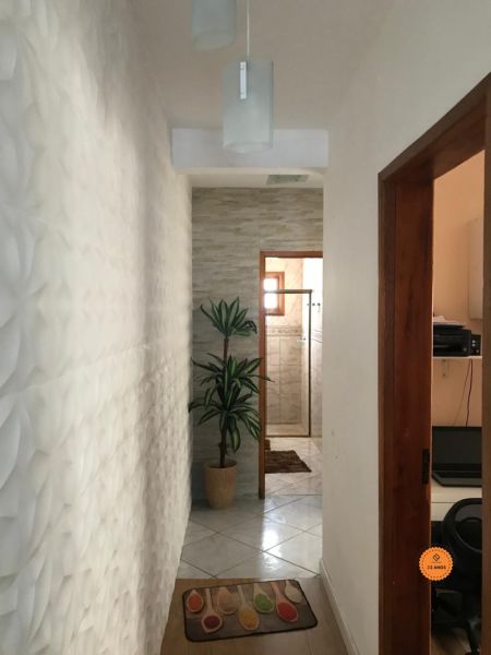 Casa com 3 quartos, 2 banheiros e 180m² à venda no bairro Areal, Pelotas