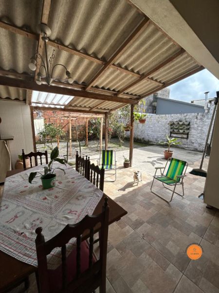 Casa com 2 quartos, 1 banheiro e 102m² à venda no bairro Lindóia, Pelotas