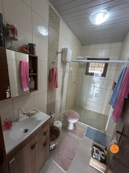 Casa com 2 quartos, 1 banheiro e 102m² à venda no bairro Lindóia, Pelotas