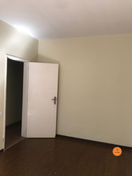 Casa com 5 quartos, 2 banheiros e 281m² à venda no bairro Centro, Pelotas