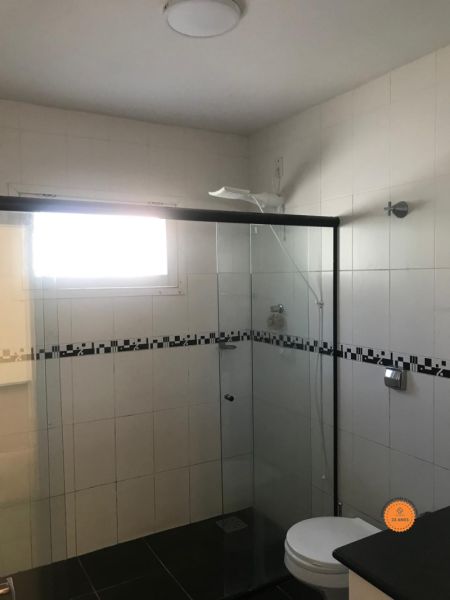 Casa com 5 quartos, 2 banheiros e 281m² à venda no bairro Centro, Pelotas
