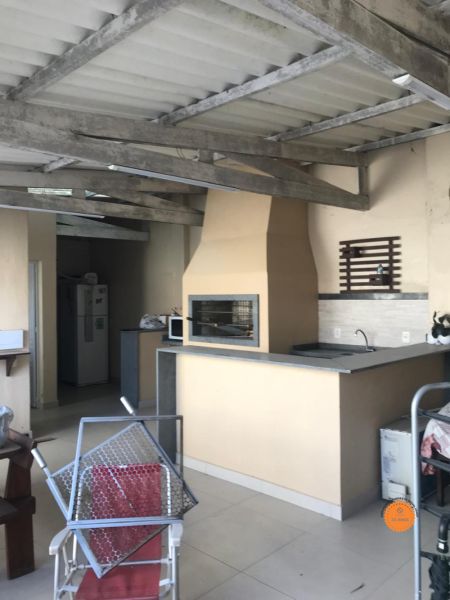 Casa com 5 quartos, 2 banheiros e 281m² à venda no bairro Centro, Pelotas