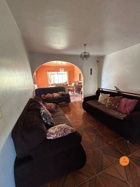 Casa com 3 quartos, 4 banheiros e 244m² à venda no bairro Fragata, Pelotas