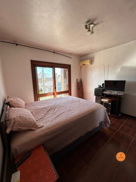 Casa com 3 quartos, 4 banheiros e 244m² à venda no bairro Fragata, Pelotas