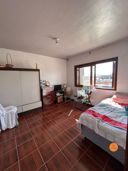 Casa com 3 quartos, 4 banheiros e 244m² à venda no bairro Fragata, Pelotas