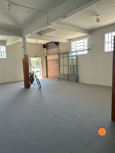Casa com 3 quartos, 4 banheiros e 244m² à venda no bairro Fragata, Pelotas