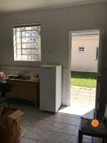 Casa com 4 quartos, 2 banheiros e 175m² à venda no bairro Centro, Pelotas