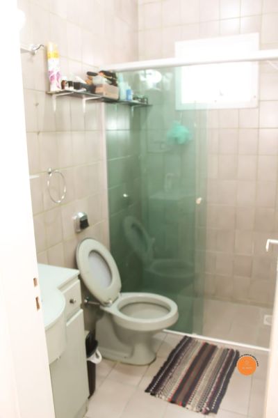 Casa com 4 quartos, 2 banheiros e 175m² à venda no bairro Centro, Pelotas