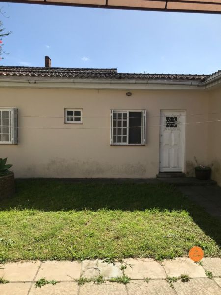 Casa com 4 quartos, 2 banheiros e 175m² à venda no bairro Centro, Pelotas