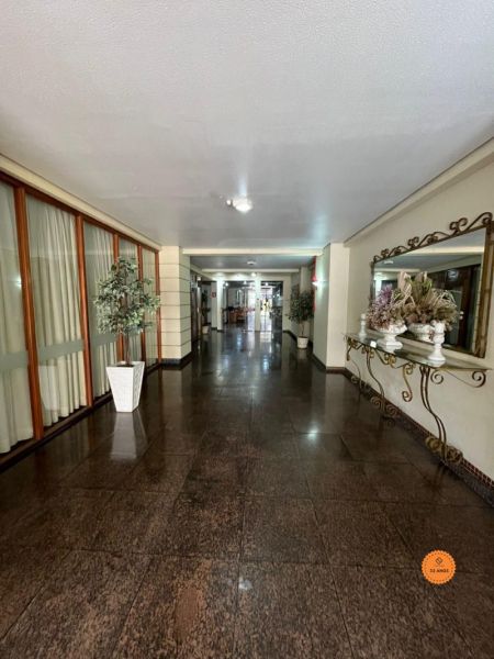 Apartamento com 3 quartos, 2 banheiros e 131m² à venda no bairro Centro, Pelotas