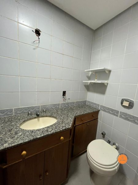 Apartamento com 3 quartos, 2 banheiros e 131m² à venda no bairro Centro, Pelotas