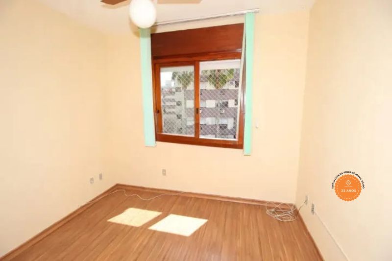 Apartamento com 3 quartos, 2 banheiros e 112m² à venda no bairro Centro, Pelotas