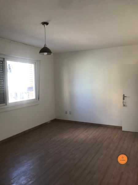 Apartamento com 3 quartos, 1 banheiro e 87m² à venda no bairro Centro, Pelotas
