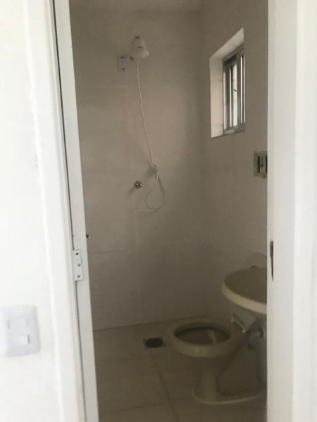 Apartamento com 3 quartos, 1 banheiro e 87m² à venda no bairro Centro, Pelotas
