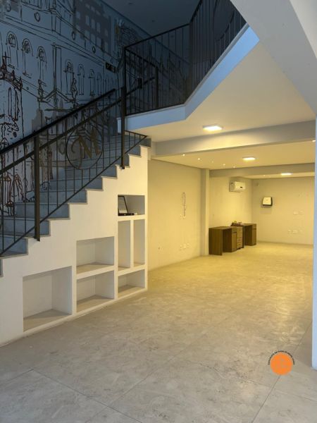 Prédio Comercial com 2 quartos, 3 banheiros e 364m² à venda no bairro Centro, Pelotas