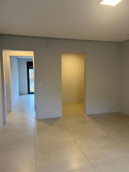 Prédio Comercial com 2 quartos, 3 banheiros e 364m² à venda no bairro Centro, Pelotas