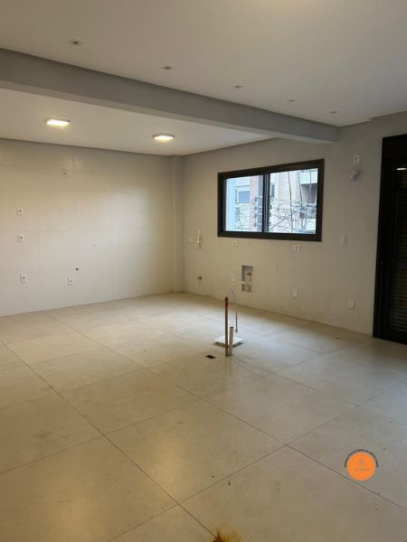 Prédio Comercial com 2 quartos, 3 banheiros e 364m² à venda no bairro Centro, Pelotas
