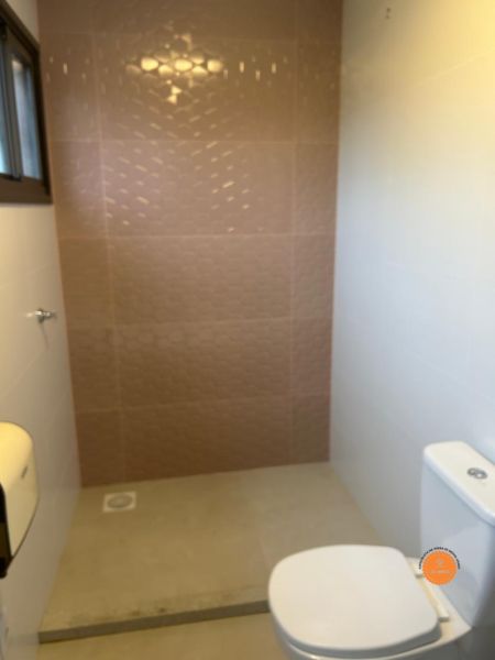 Prédio Comercial com 2 quartos, 3 banheiros e 364m² à venda no bairro Centro, Pelotas