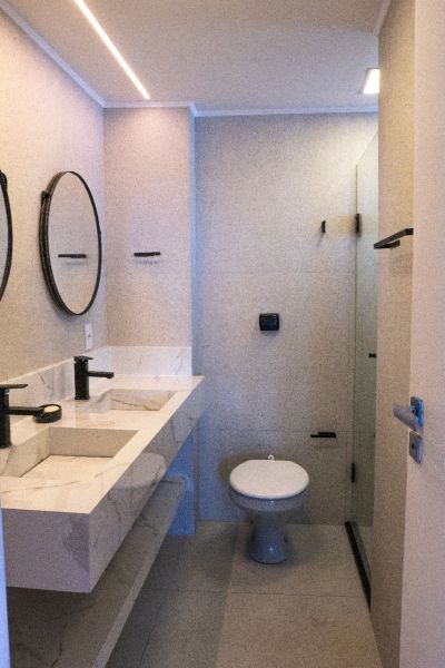 Apartamento com 3 quartos, 2 banheiros e 111m² à venda no bairro Centro, Pelotas