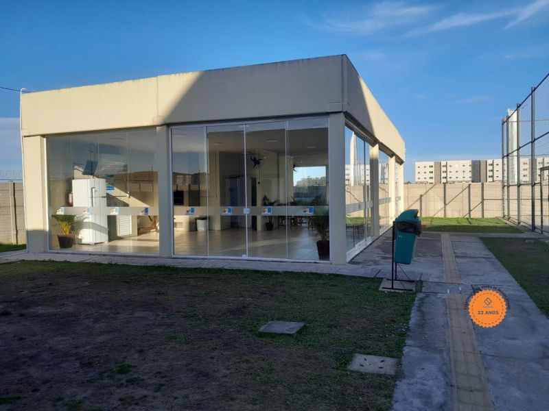 Apartamento com 2 quartos, 1 banheiro e 54m² à venda no bairro Areal, Pelotas