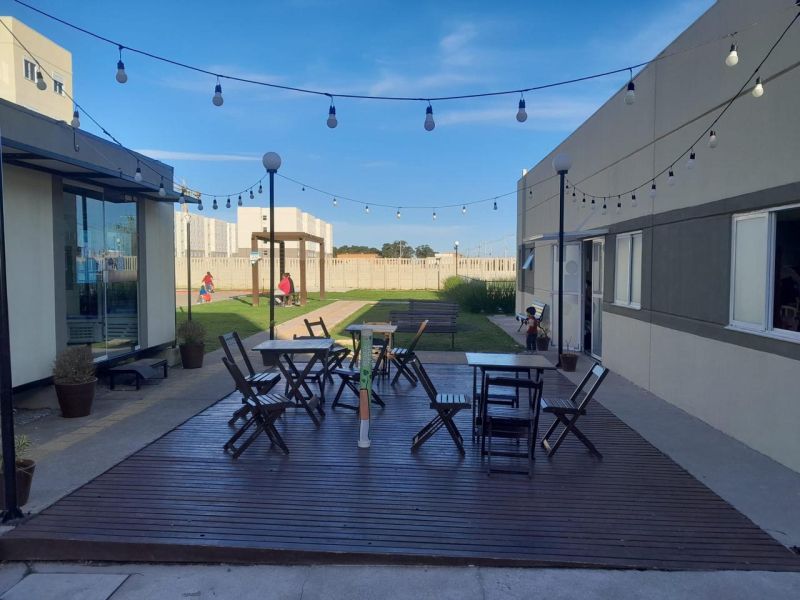 Apartamento com 2 quartos, 1 banheiro e 54m² à venda no bairro Areal, Pelotas