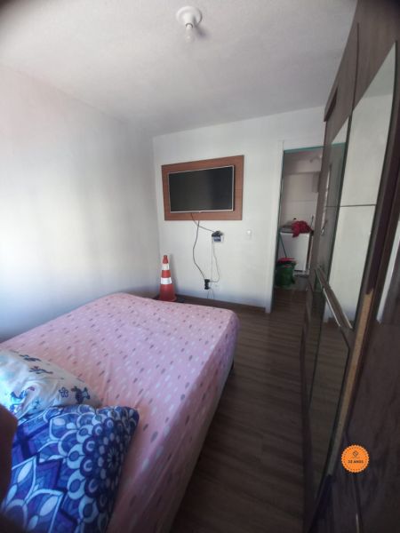 Apartamento com 2 quartos, 1 banheiro e 54m² à venda no bairro Areal, Pelotas