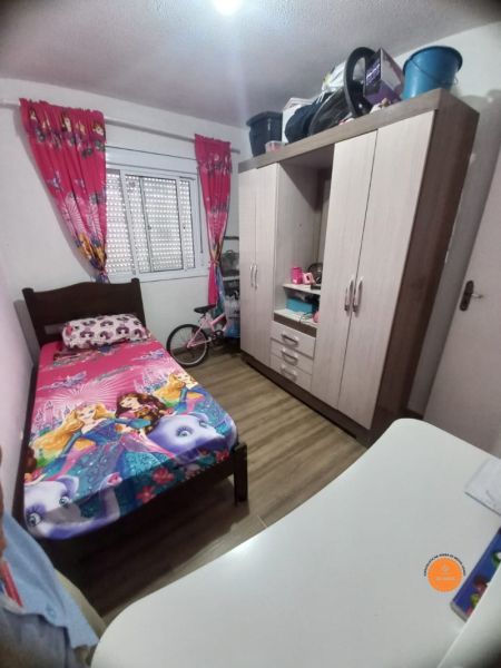 Apartamento com 2 quartos, 1 banheiro e 54m² à venda no bairro Areal, Pelotas