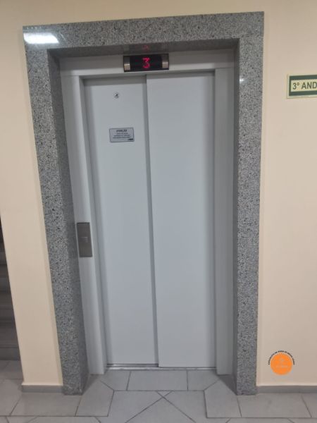 Apartamento com 3 quartos, 1 banheiro e 139m² à venda no bairro Centro, Pelotas