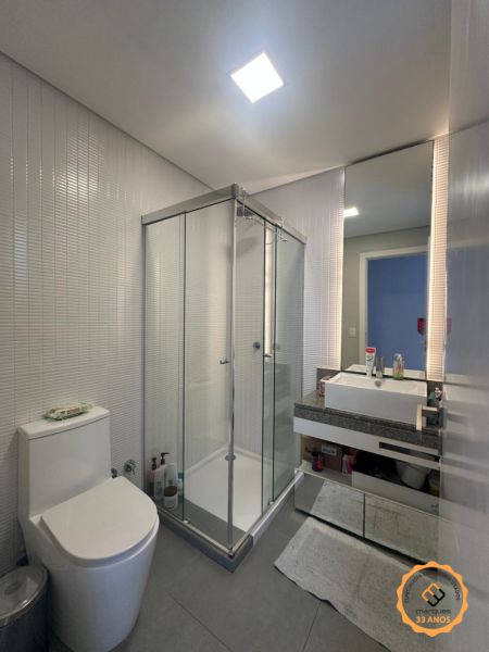 Apartamento com 2 quartos, 1 banheiro e 79m² à venda no bairro Zona Norte, Pelotas